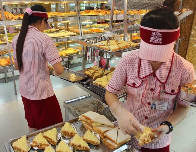 Tiệm bánh Đức Phát